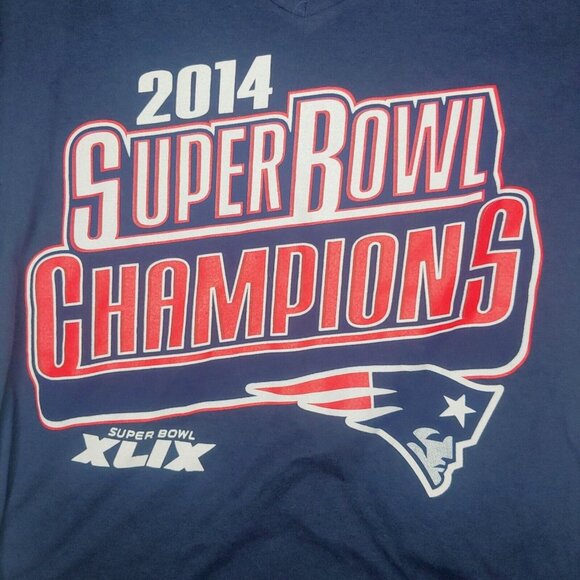 New England Patriots 2014 Super Bowl Champs Womens Large T Shirt NFL Blue NWT - Picture 2 of 6